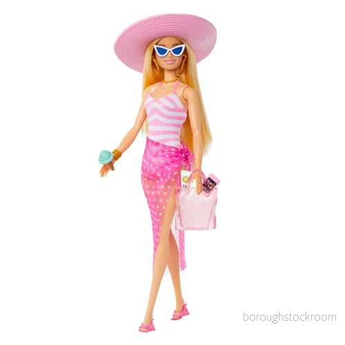 Barbie Blond docka med rosa och vit baddräkt, solhatt, väska tillbehör strandtema HPL73 194735162420
