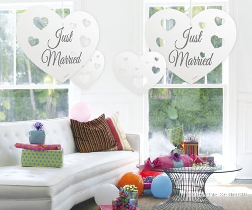 Folat Hängande dekorationshjärtor Just Married 5 stycken 8714572213547