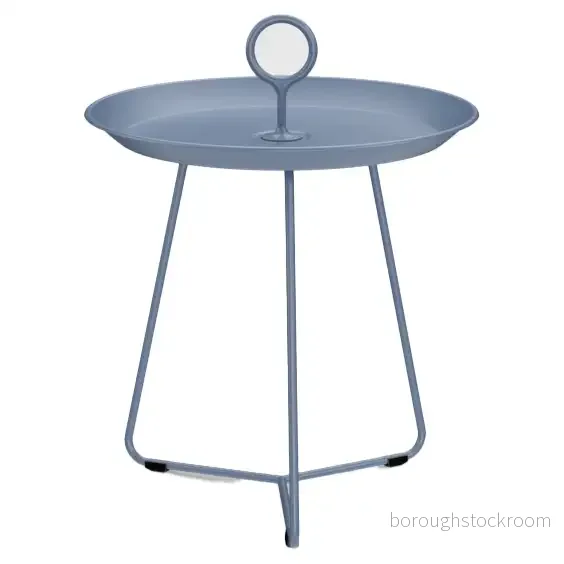 HOUE EYELET Tray Table Bricka bord Pigeon Blue Ø45 H47 x Ø43,4 W43,4 cm 5714098024002 HOUE EYELET Tray Table Bricka bord Pigeon Blue Ø45 H47 x Ø43,4 W43,4 cm 5714098024002