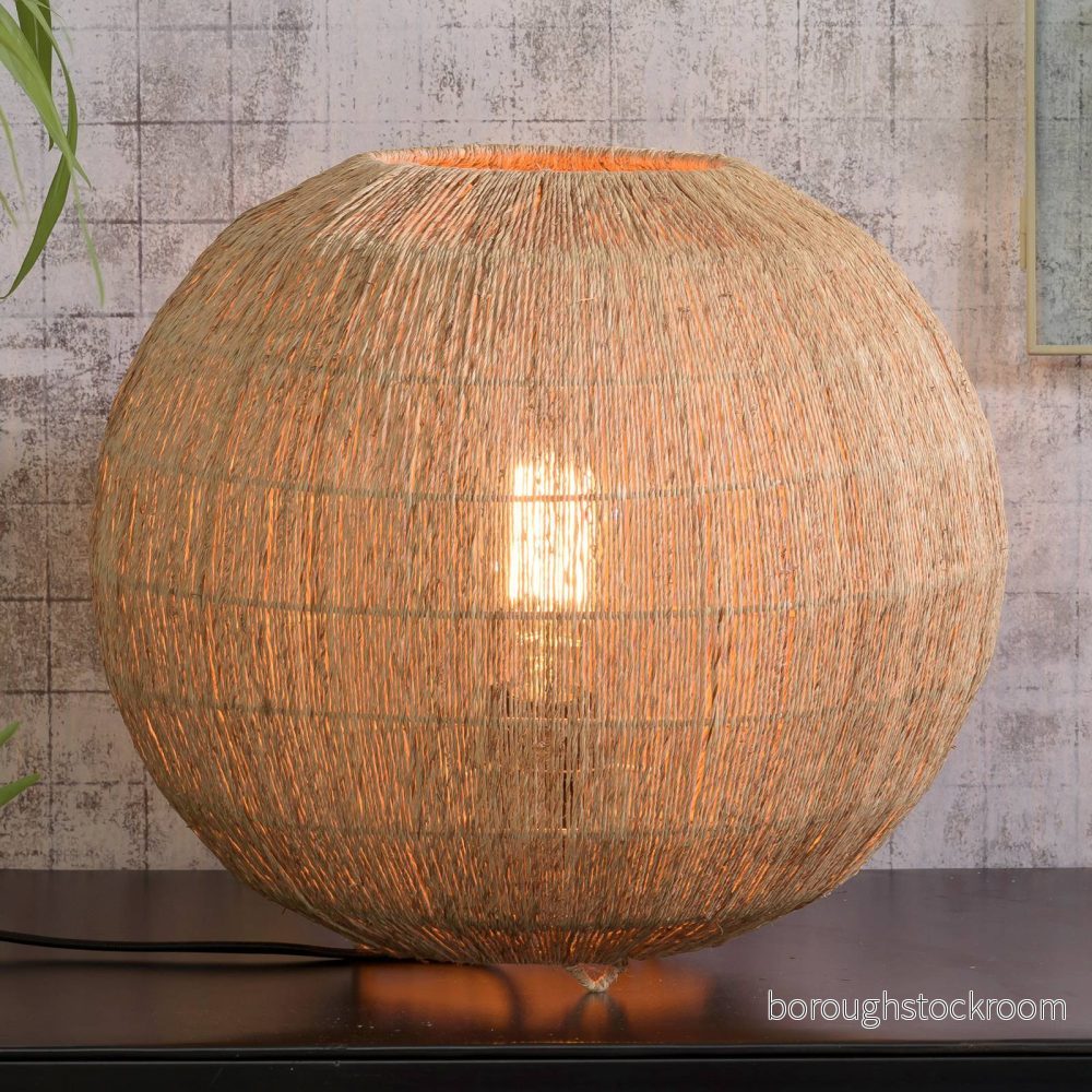 GOOD & MOJO Iguazu bordslampa, klot, Ø 32 cm 8716248085915